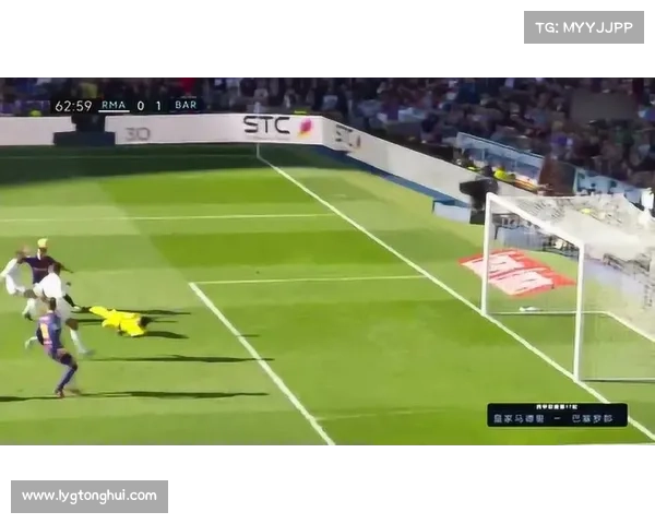 工体新草坪厚实平整 国安队员和教练纷纷给予高度评价