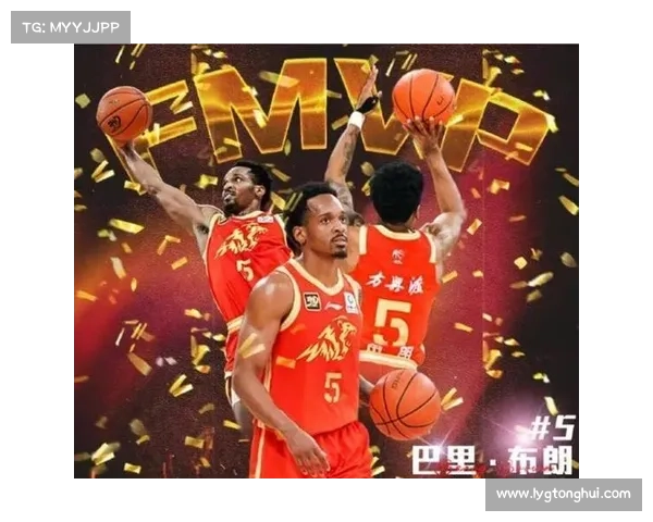 布朗凭借23分11篮板的卓越表现引领球队取得胜利助攻球队逆袭